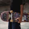 Patineta con graffiti